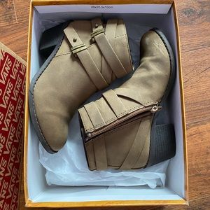 Girls 1.5 Tan Booties